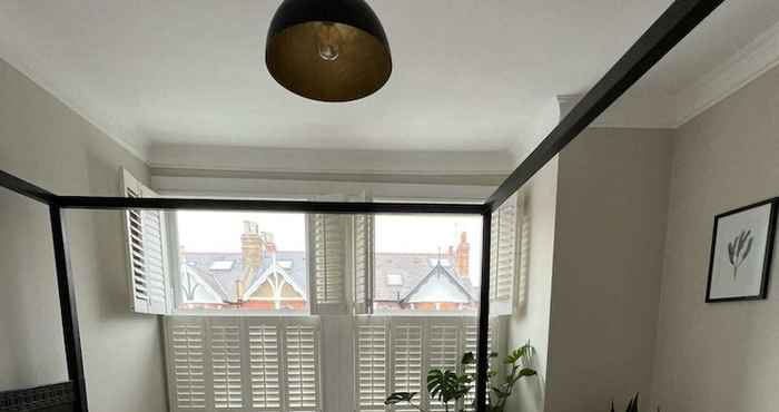 Lain-lain Gorgeous 3 Bedroom Home in Quaint Southfields