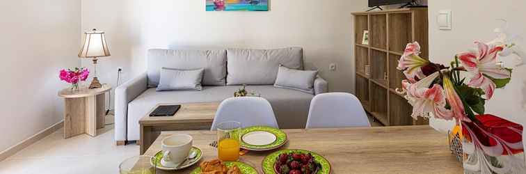 Lain-lain Aretousa apt Cosy Stay Just 20m From the Beach