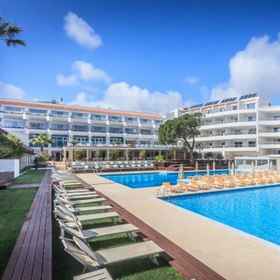 ห้องพัก 1 Aqualuz Lagos Grand One Bedroom Apartment Pool View, Lagos Lighthouse Hotels