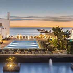 ห้องพัก 1 5 Luxury Spa Beach Resort 2 Bedroom, Praia do Camilo Hotels