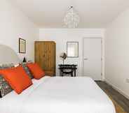 Others 3 The London Retreat - Alluring 2bdr Flat With Balcony