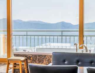 Others 2 Geoje Daesan Oceanview Spa Pension