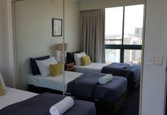 Others 4 Crown Tower 25th Floor by Gold Coast Premium