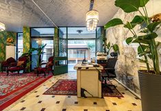 อื่นๆ 3 Hexa Suites Hotel