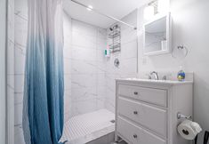 其他 6 Purple Pelican by Opus (Suite 1)