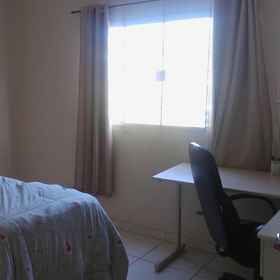 Room 1 双层公寓家具齐全, Recanto Japonês 酒店