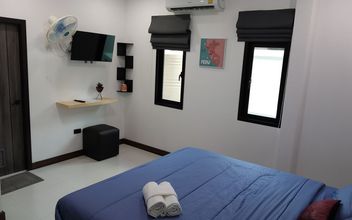 Others 4 Private Pool With Jacuzzi & Kids Pool @ Royal Park