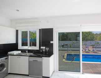 Others 2 Protaras Holiday Villa Gd44