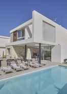 Imej utama New 5 Bedroom Villa With Pool in the Center of Ayia Napa Kube Villa 4