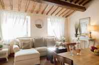 Lainnya Anna Farmhouse Apartment in Wine Resort in Lucca