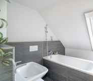 อื่นๆ 4 E-64 Duplex-3BDR apartment with Sky roof-Zurich West