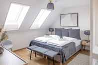 Others E-64 Duplex-3BDR apartment with Sky roof-Zurich West