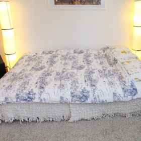 Room 1 Northern Stockholm City Guesthouse, โรงแรม & ที่พัก Enskede-Arsta