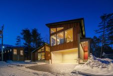 Lain-lain The Moo by The Hakuba Collection