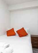 Room 1 Bedroom Light Studio Flat in Surrey Quays