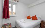 Others 5 1 Bedroom Light Studio Flat in Surrey Quays