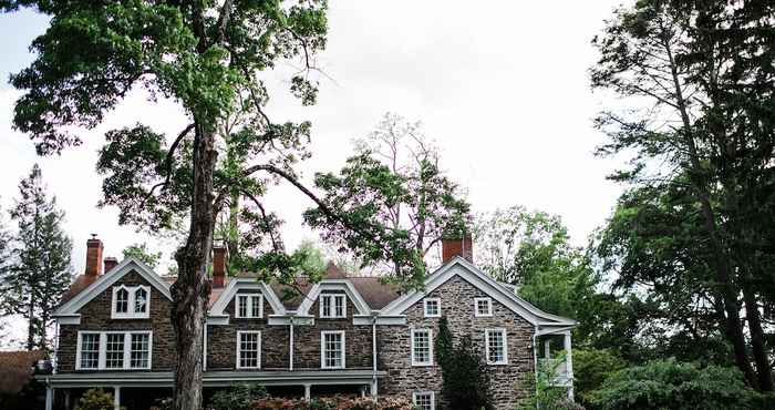 Khác Hasbrouck House