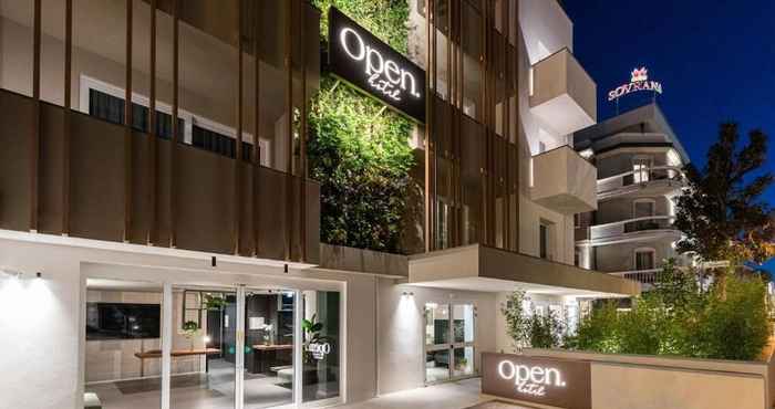 Others Open Hotel