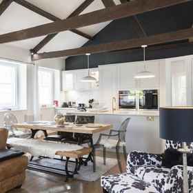 Primary image 1 Treetops, Alnwick, Thropton Hotels