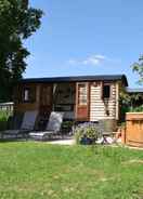 Primary image Shephards Hut With Hot Tub in the Cotswolds