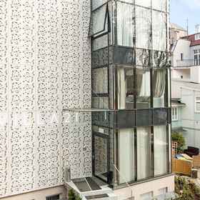 Primary image1Villa 21,Sklep Charytatywny LukLuk飯店