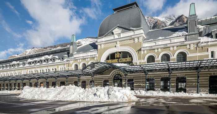 Others Canfranc Estación, A Royal Hideaway Hotel