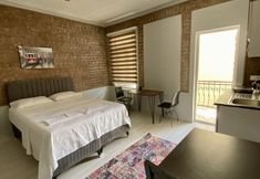 その他 3 Zelya Flats