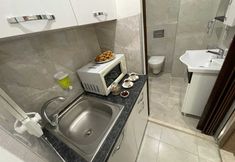 Others 5 Mermer Apart