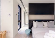 Others 5 Designer Apartment in Mayfair