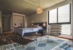 Others 4 Be House Suites & Spa