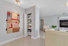 อื่นๆ 4 Lakeridge House- 4 Bedrooms/3 Bathroom Home by RedAwning