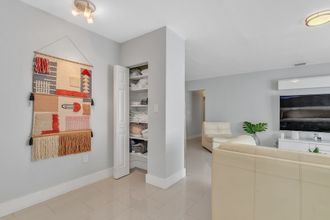 อื่นๆ 4 Lakeridge House- 4 Bedrooms/3 Bathroom Home by RedAwning