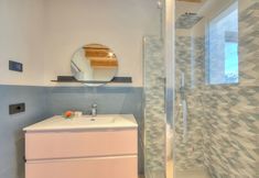 Others 7 Ricomilla Family - Terrace & Parking