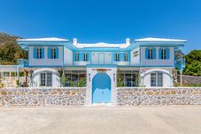 อื่นๆ Louise'in Konağı