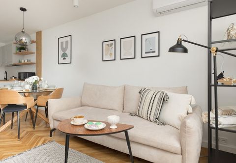 Others Warszawa Apartment Żelazna by Renters
