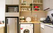 Lain-lain 4 Modern Look And Comfortable 1Br Gold Coast Apartment Pik