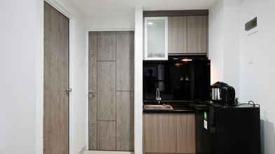 อื่นๆ 4 Homey And Compact Studio Apartment At Taman Melati Surabaya