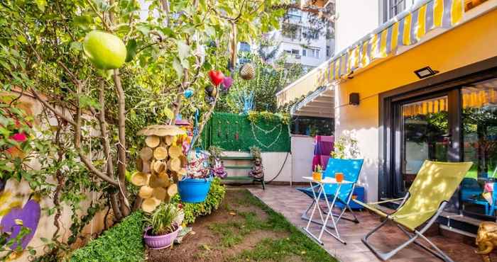 Others Flat With Rainbow Themed Design in Goztepe