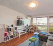 Others 3 Well-appointed Sunny 2 Bedroom Apartment in Northcote With Parking