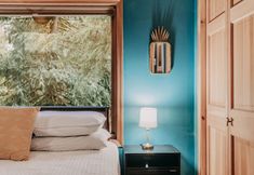 Others 5 81sl - Hot Tub - Wifi - Pets Ok 2 Bedroom Cabin by Redawning