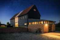 Lainnya Grand Suffolk Barn Conversion