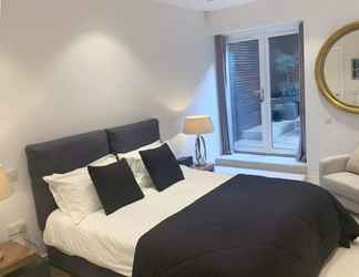 Lainnya 2 Beautiful 2 Bedroom Flat With Terrace in Fulham