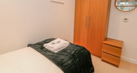 其他 2 A Stone's Throw