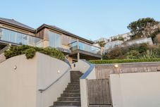 其他 A Stone's Throw