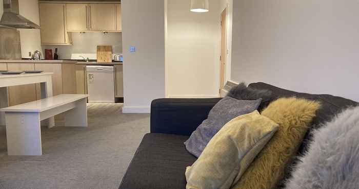Others Captivating 2-bed Apartment in Southampton
