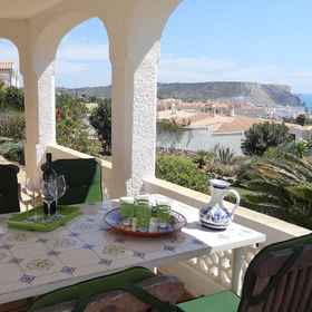 Room1Casa das Flores by Portucasa,拉各斯(圣塞巴斯蒂昂)別墅