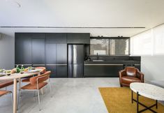 Others 2 Vibrant and Modern Apartment in Tel Aviv