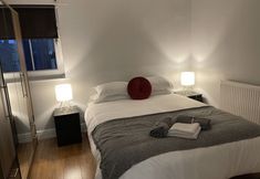 Others 4 Immaculate 2-bed Apartment in London