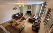 Others 6 Llys Aeron Guest House