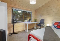 Others 5 Stunning Ocean Escape - Seaviews-Netflix